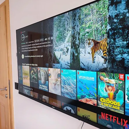 Corner House Near Bled Apartman