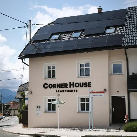 Corner House Near Bled Lägenhet *