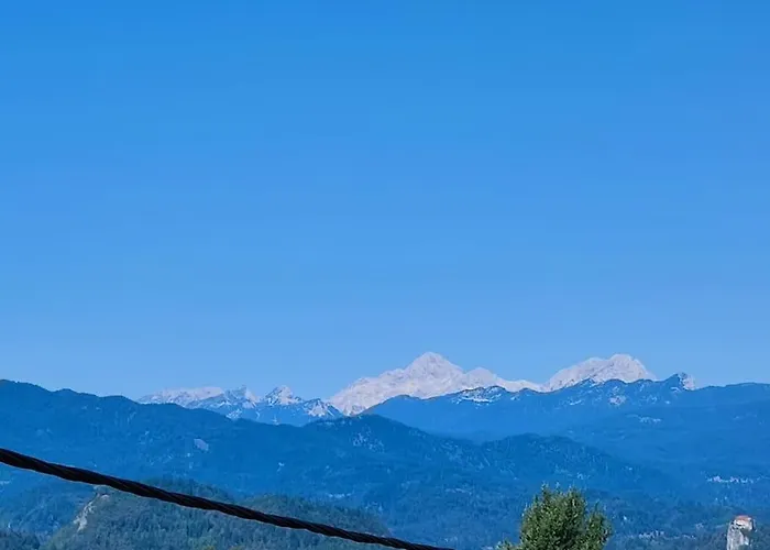 Corner House Near Bled 拉多夫吉卡