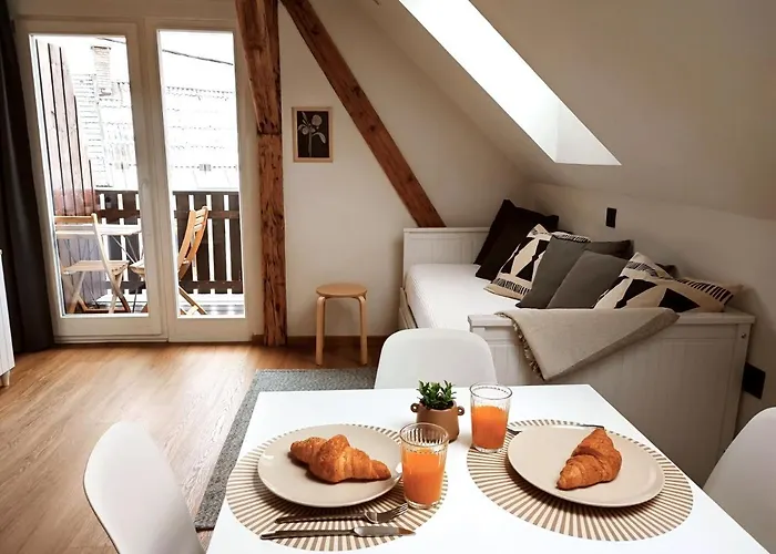 Corner House Near Bled Apartman